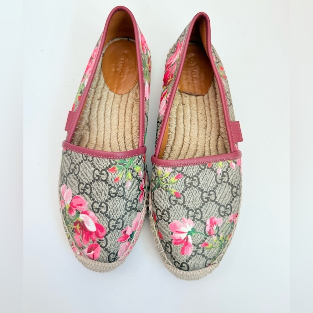 Gucci Pink Bloom Floral Print Logo Monogram Canvas Espadrilles Flats EU 38.5 - Picture 2 of 9